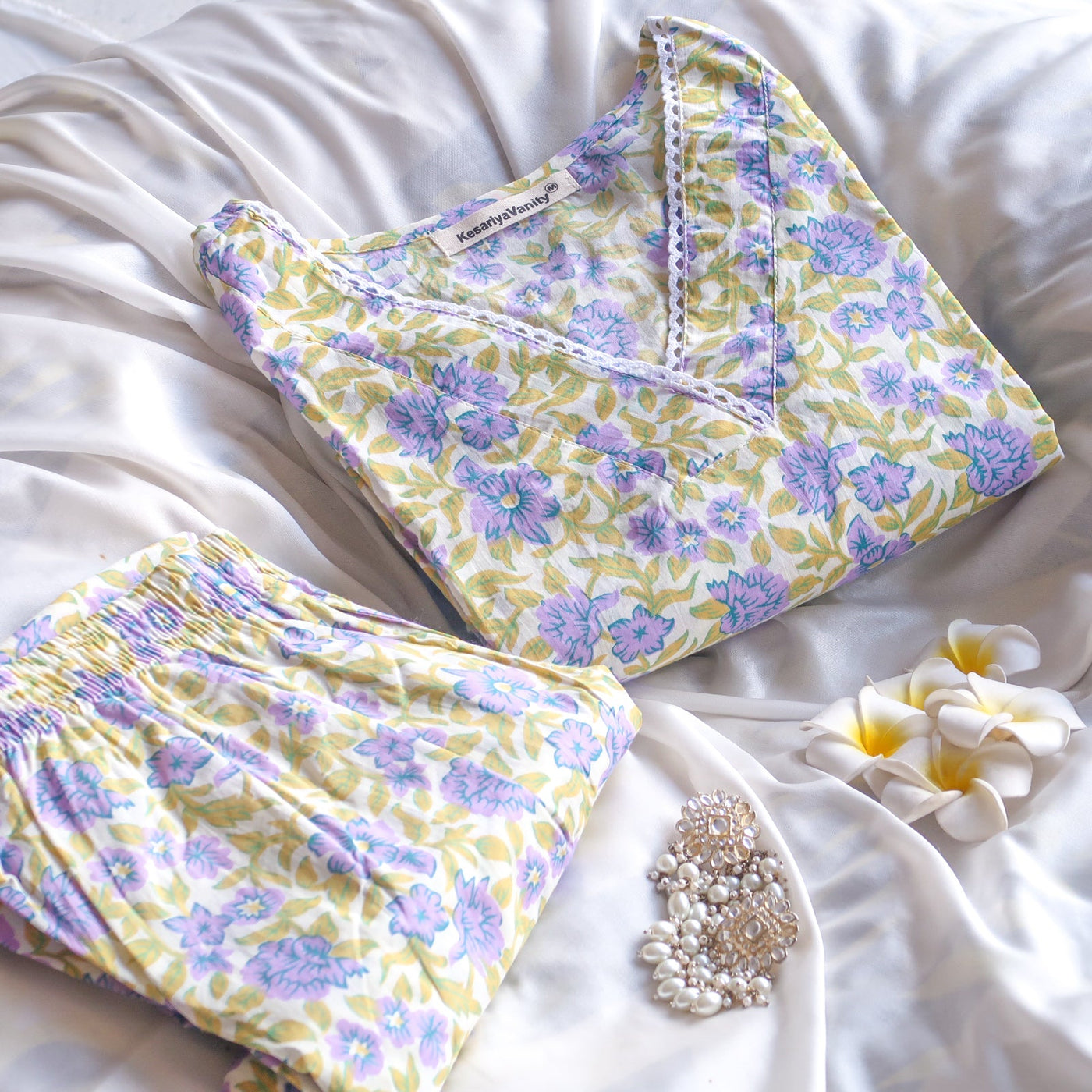 Minimal Botanic Suit Set - Sukoon 13.0